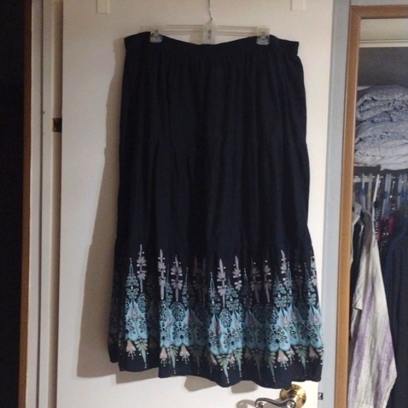 Kim Rogers 1X Bottom Print Skirt - Picture 1 of 3